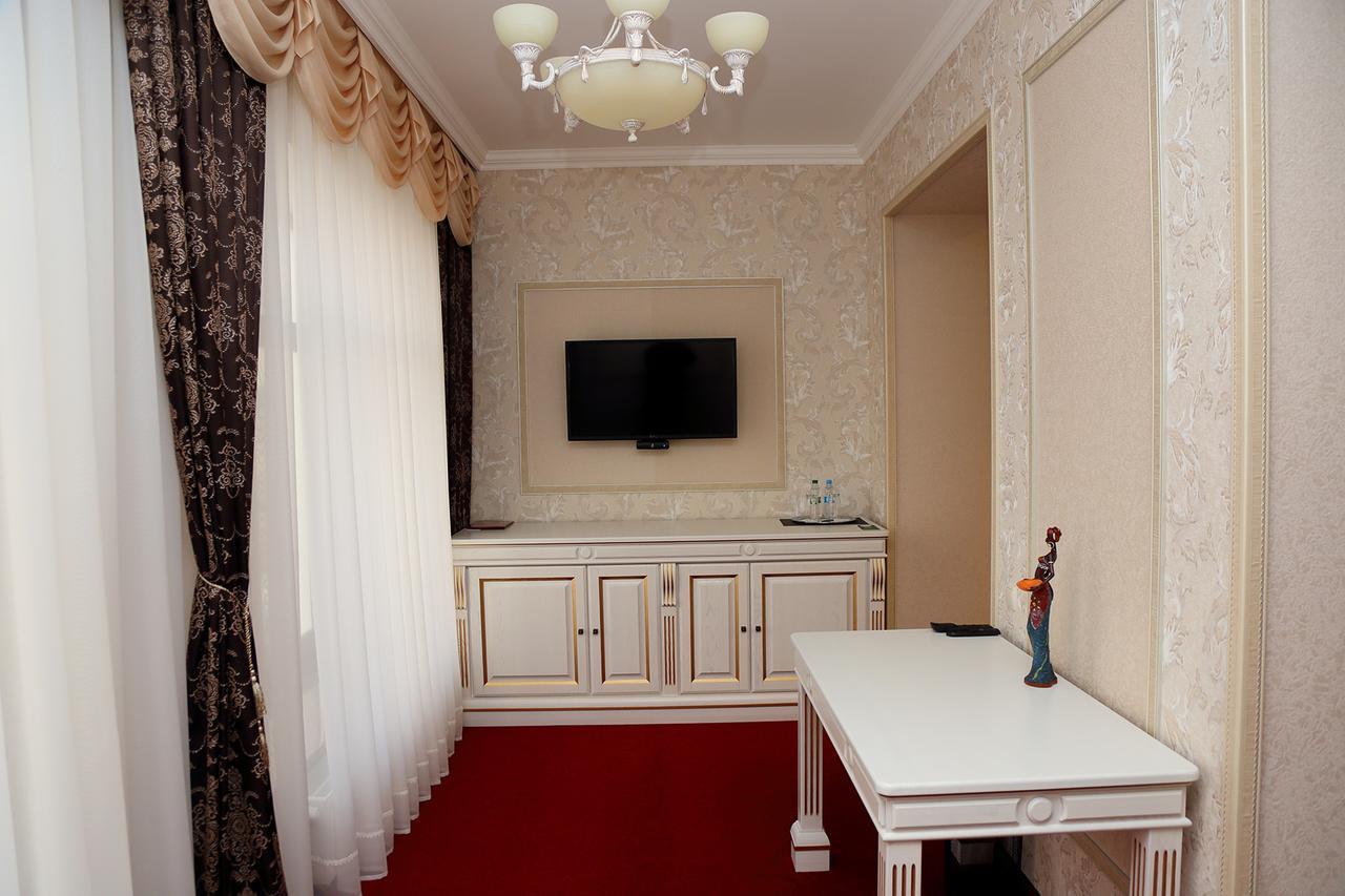 BeSt Hotel&Restaurant complex Dunaivtsi Chambre photo