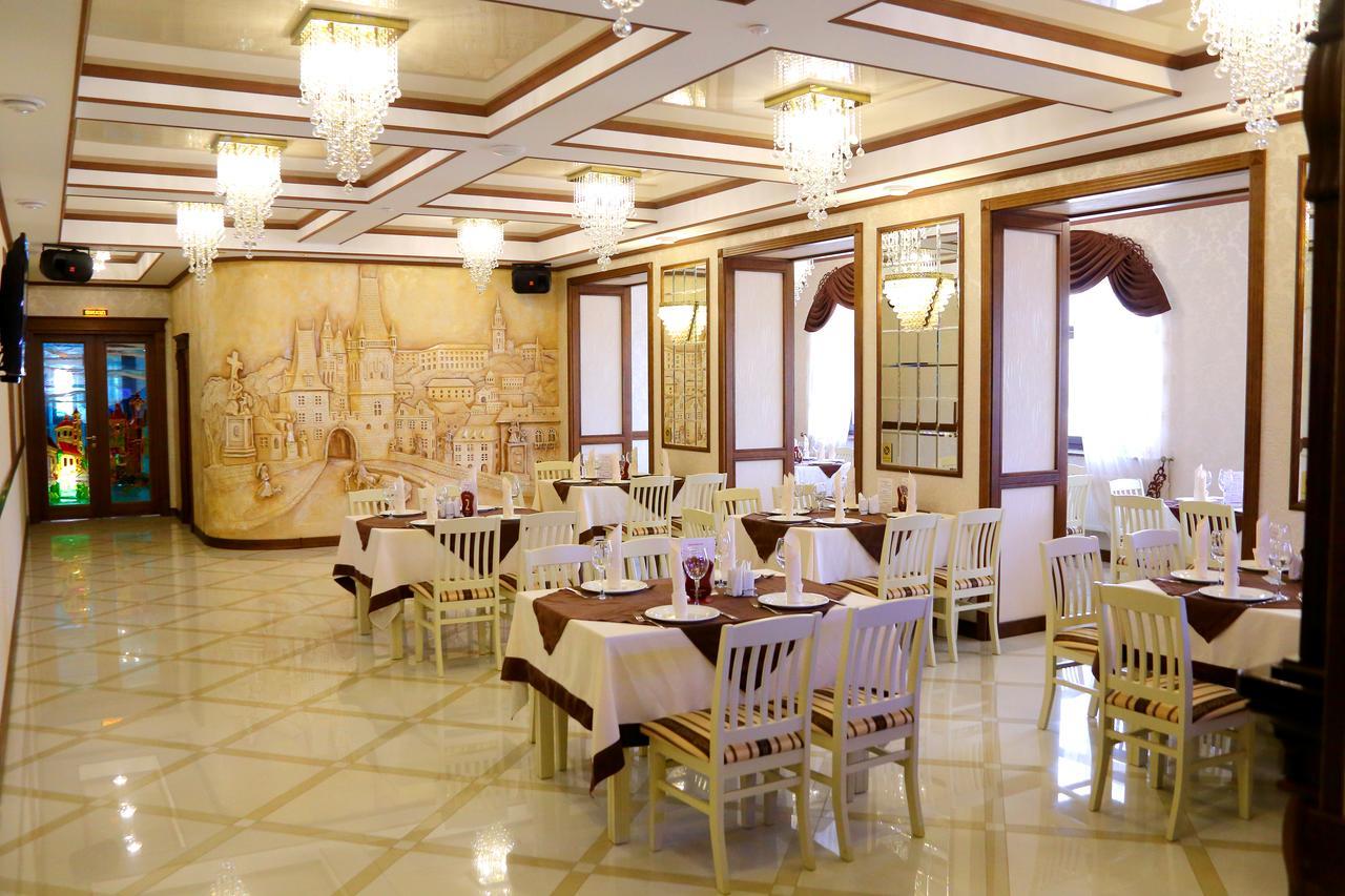 BeSt Hotel&Restaurant complex Dunaivtsi Extérieur photo